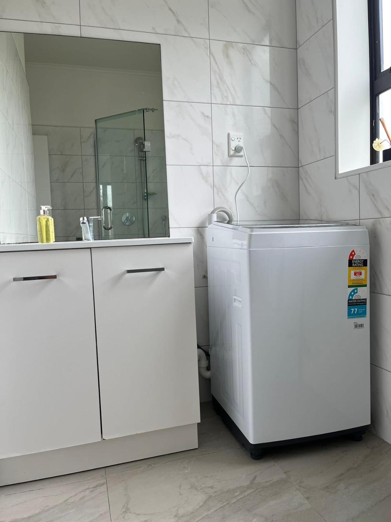 Totara Vale, Free Coffee, Parking And Wifi, Near Glenfield Mall And Highway 18,1 Auckland Dış mekan fotoğraf